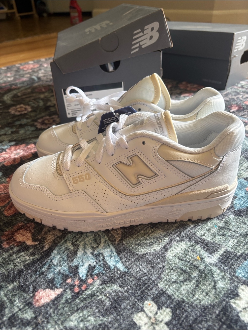 New Balance womens 550 Casual Sneakers - White/Cream